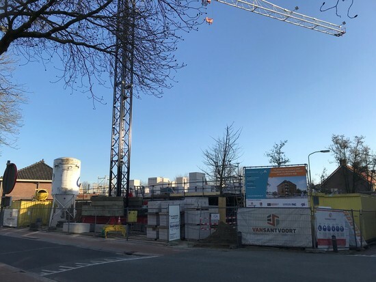 Nieuwbouw aan de Waalreseweg in Valkenswaard in volle gang.